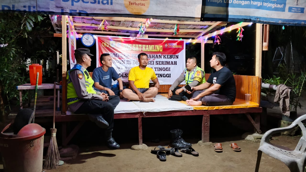 Polsek Tebing Tinggi Aktifkan Pos Kamling di Desa Sei Serimah Demi Tingkatkan Kamtibmas