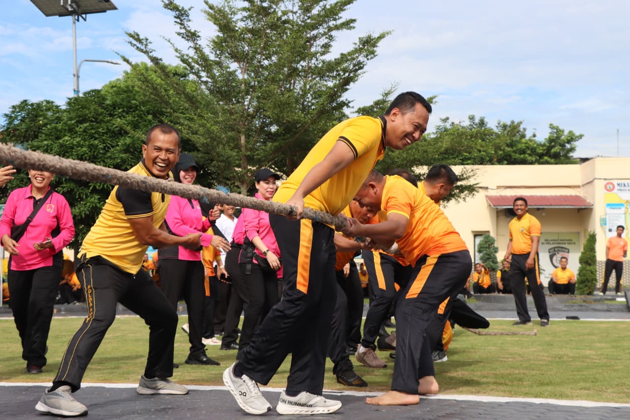 Semarak HUT RI ke-81, Polres Batu Bara Gelar Olahraga Bersama dan Lomba Tradisional